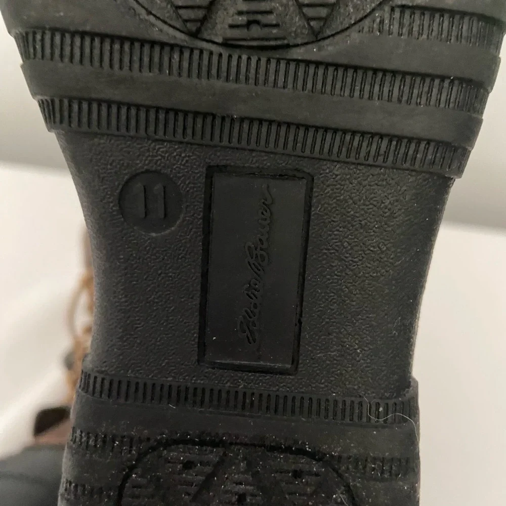 EDDIE BAUER  KIDS BROWN WINTER BOOTS (NWOT)